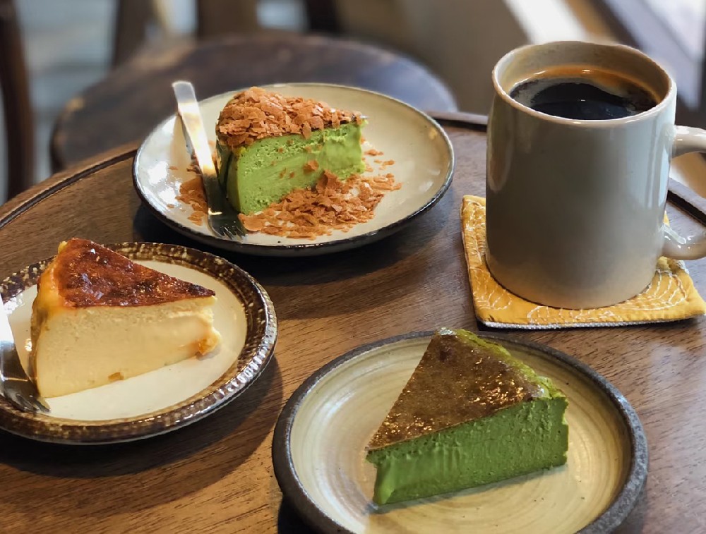 巴斯克蛋糕引爆烘焙行业新生态：从网红单品到千亿市场的风味革命